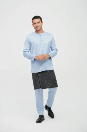 DANIEL BAJU MELAYU