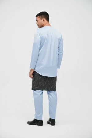 DANIEL BAJU MELAYU